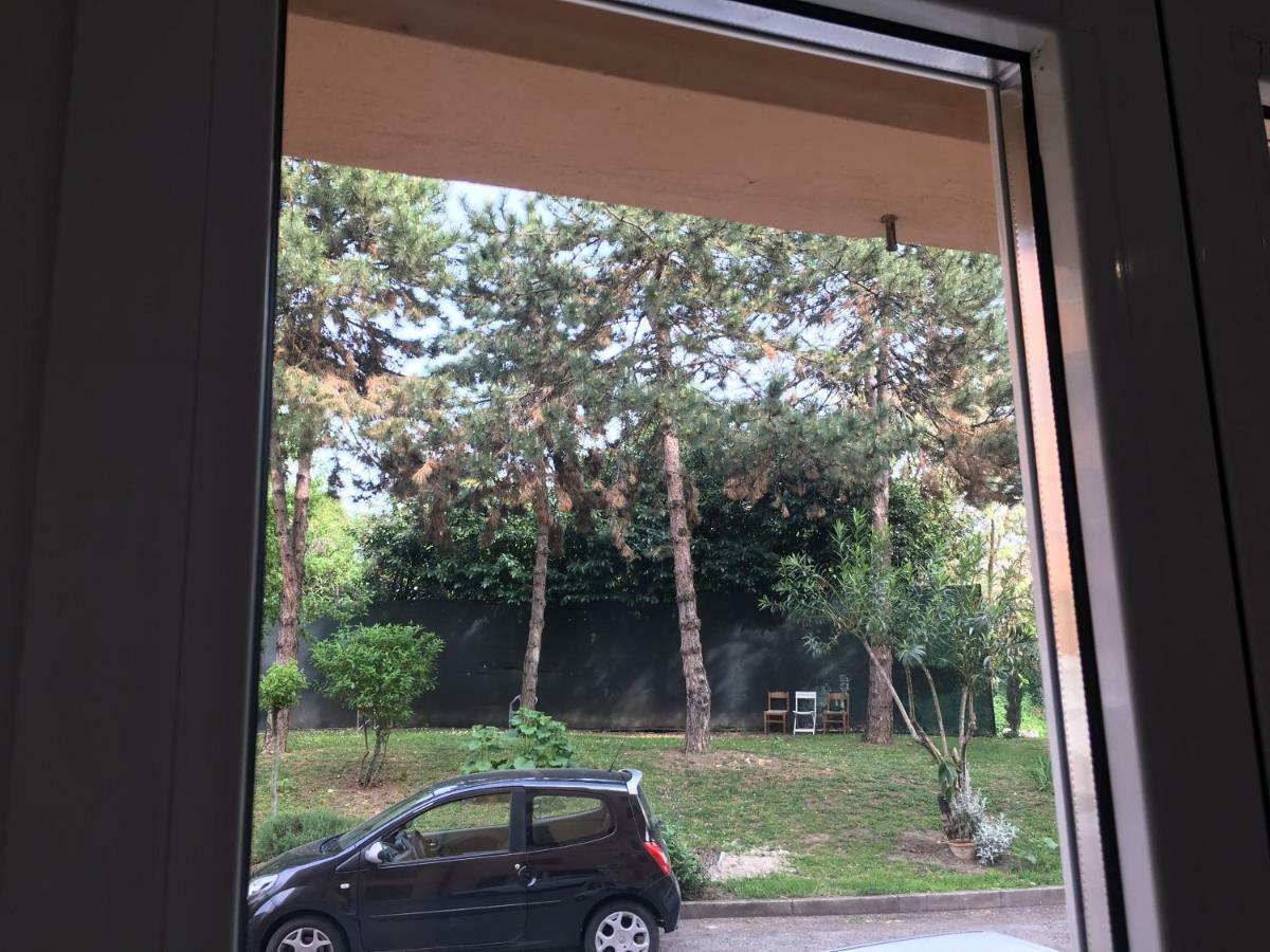 Tra S.Orsola E Fiera Apartment Bologna Exterior photo